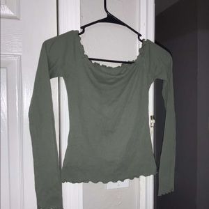 Off the shoulder long sleeve
